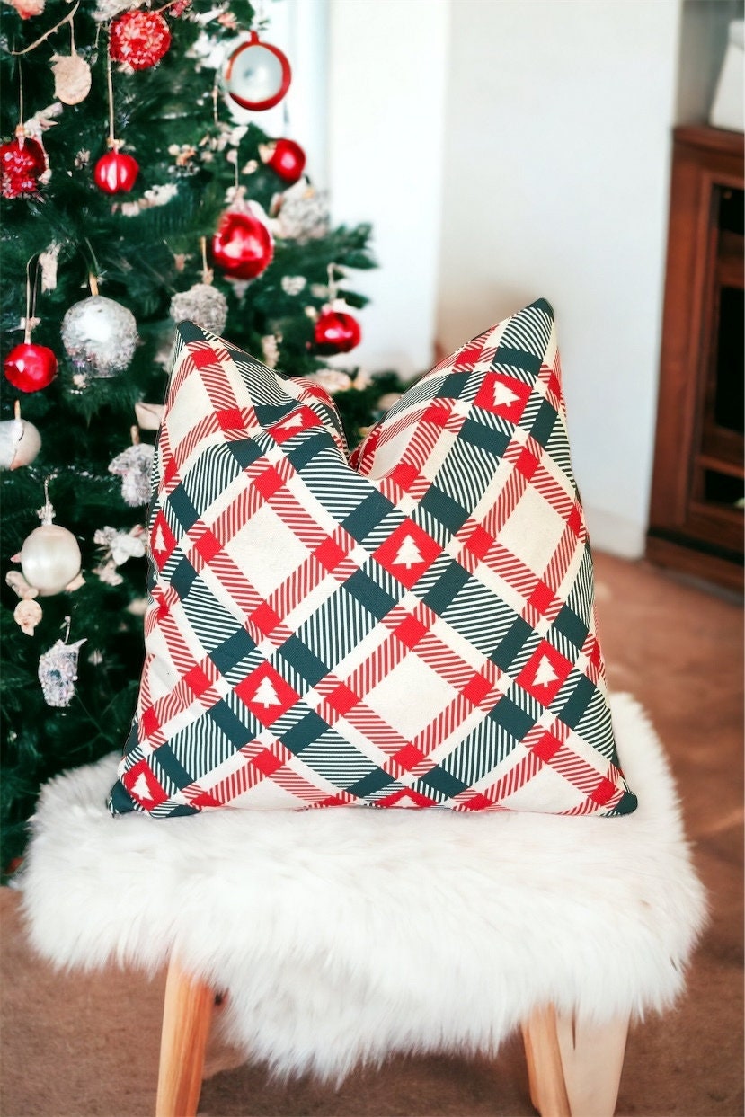 Festive Plaid Christmas Pillow Cover