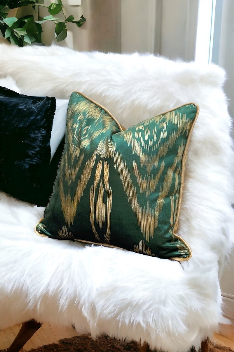 Green and Gold Piping Velvet Pillow Case