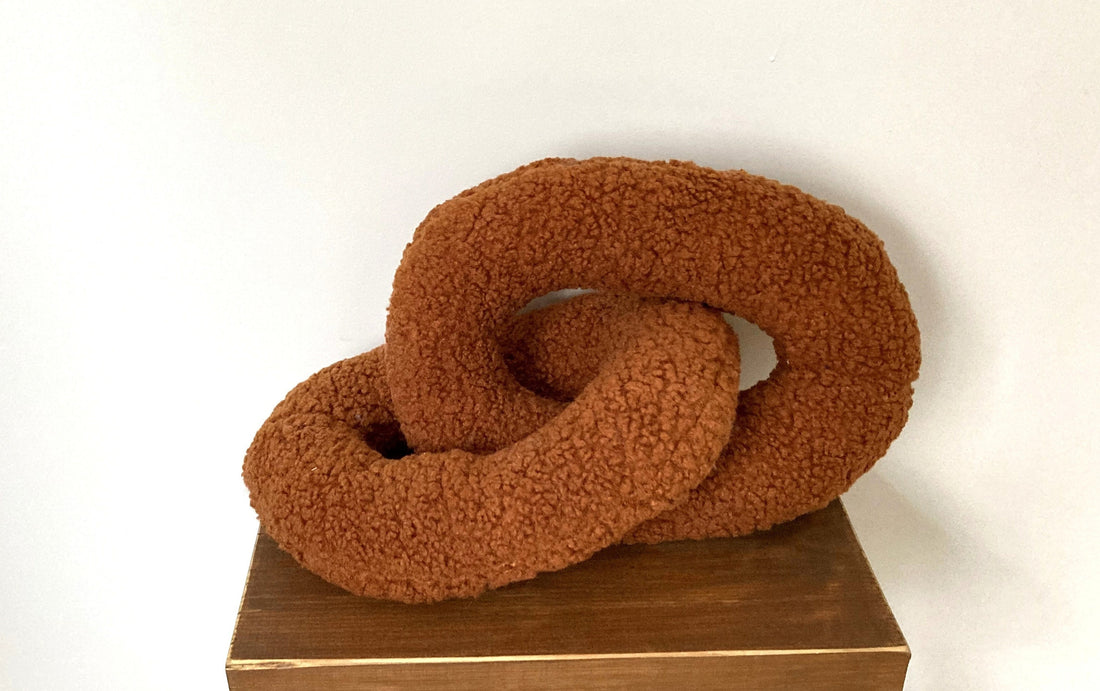 Rust Modern Chain Link Pillow