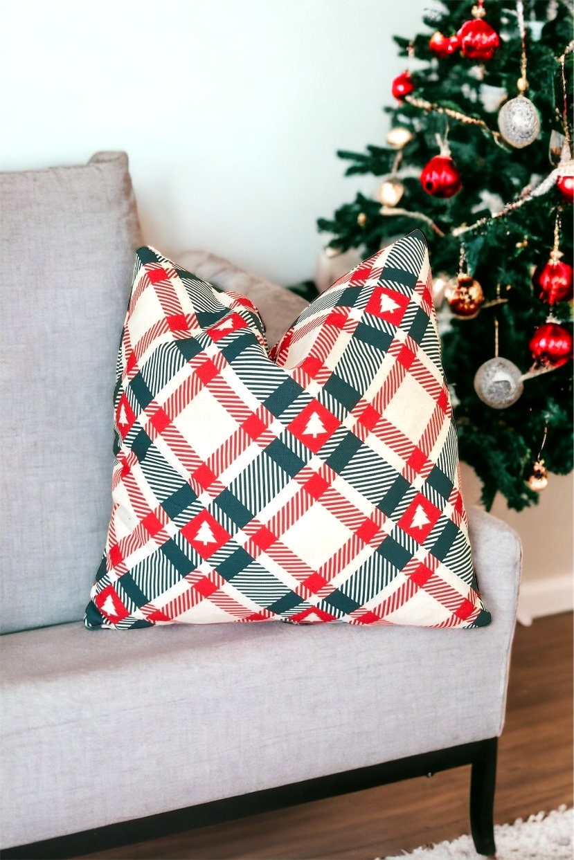 Festive Plaid Christmas Pillow Cover