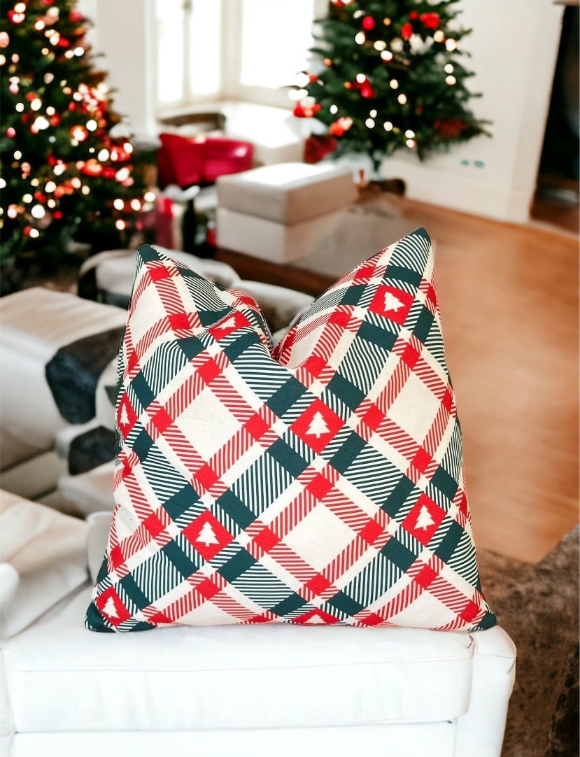 Festive Plaid Christmas Pillow Cover