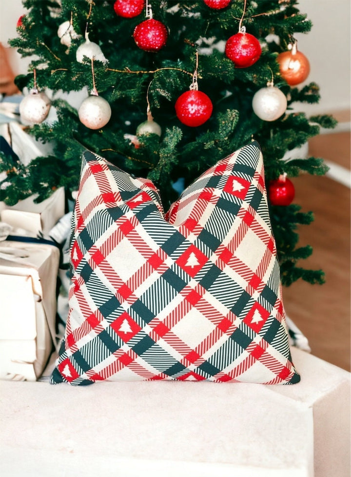 Festive Plaid Christmas Pillow Cover