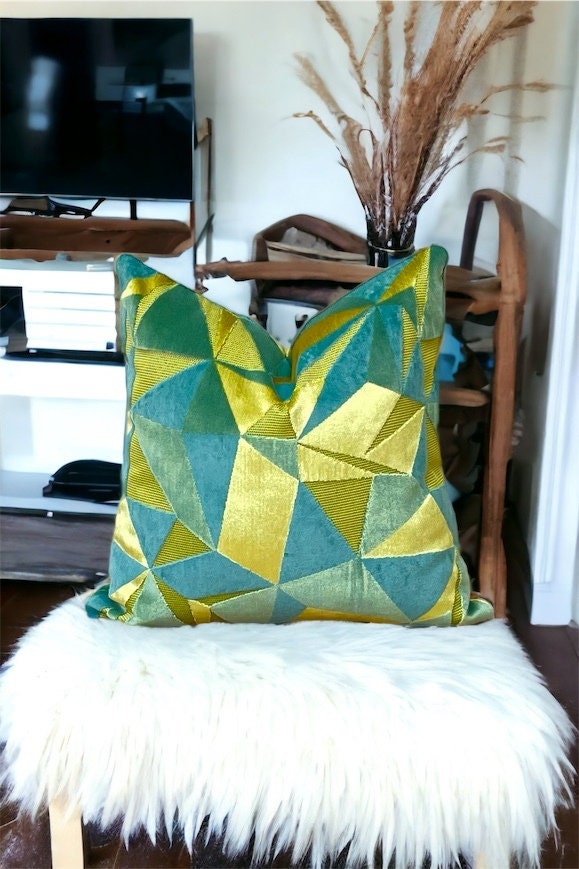 Yellow Velvet Pillow Cover,Hand Made,Modern Pillows,Birthday Gift,18x18,20x20,Lumbar,Hand Made,Home Gift