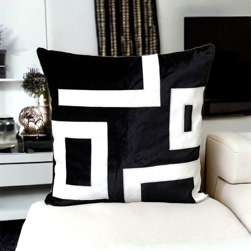 Black and White Velvet Pillow Case