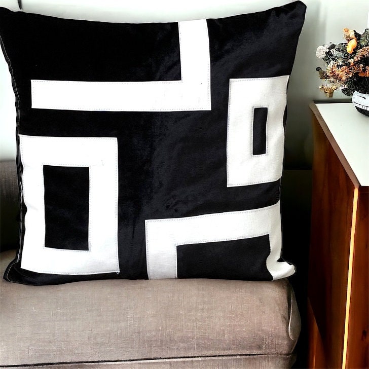 Black and White Velvet Pillow Case