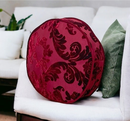 Floral Piping Velvet Round Pillow