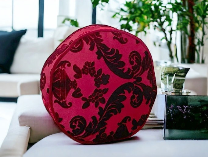 Floral Piping Velvet Round Pillow