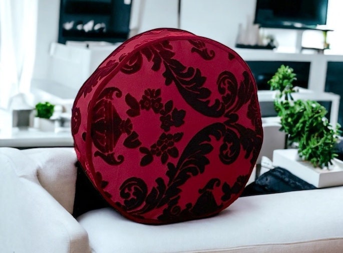 Floral Piping Velvet Round Pillow